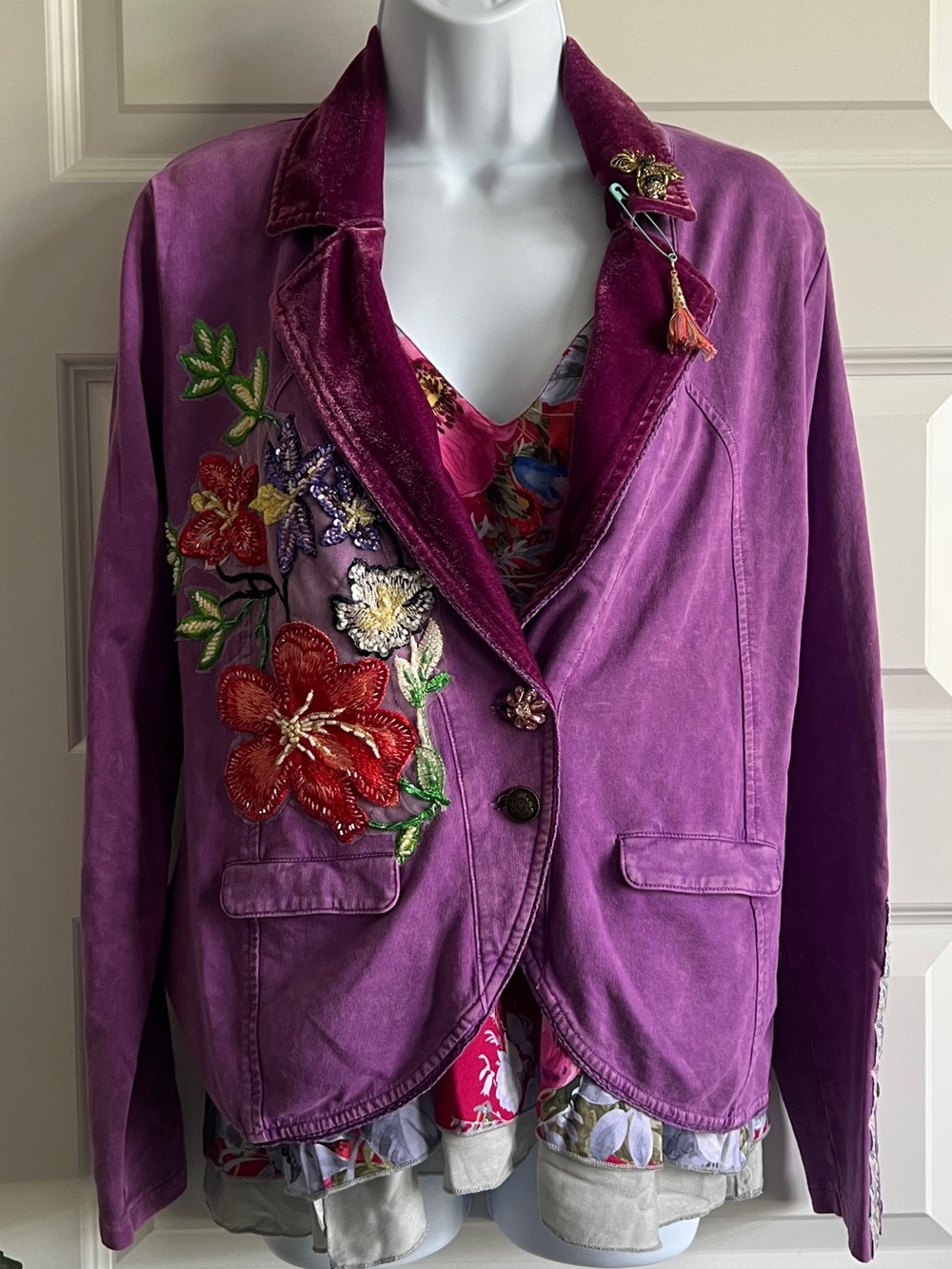 ARATTA NWOT Colonel Jacket Purple Velvet Embellished Embroidered Small